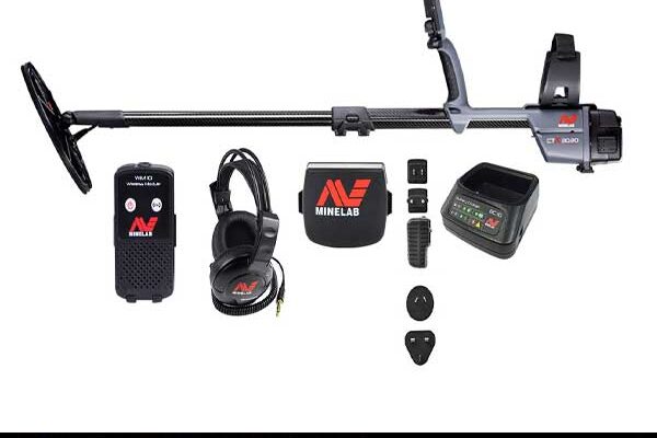 بررسی فلزیاب Minelab CTX 3030 09196838262